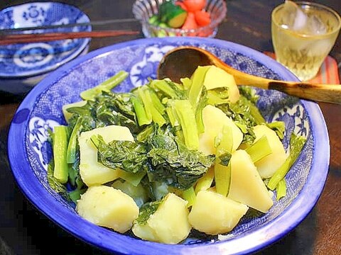 じゃが芋と小松菜のバター蒸し煮